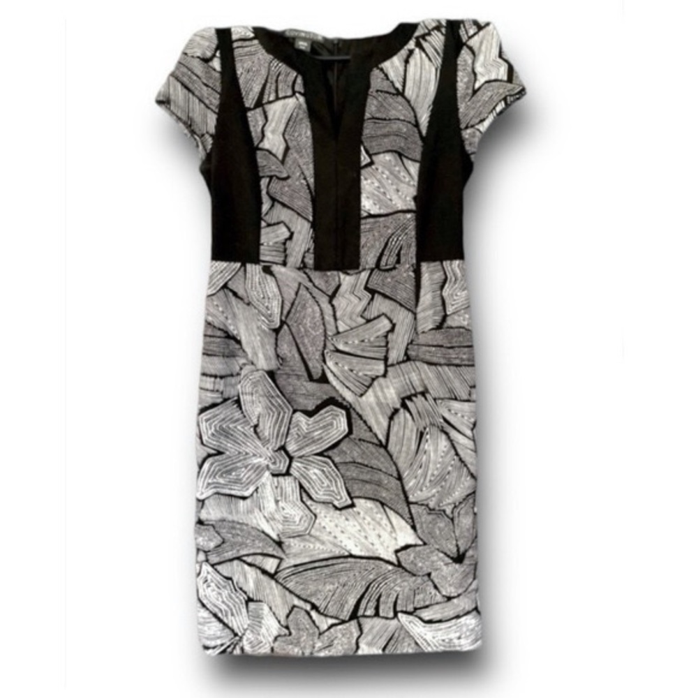 Covington Dress Colorblock Geo Floral Print Black White Sheath Dress Small EUC